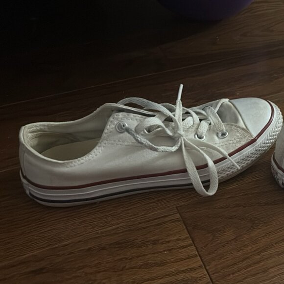 Women's Converse Shoes - Picture 2 of 6